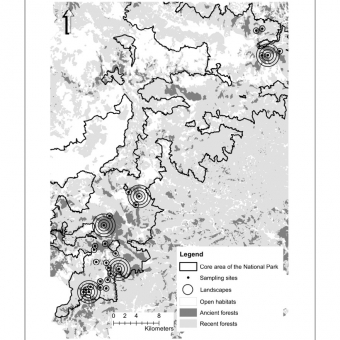Národní park Cévennes v jižní Francii. Černé body označují místa odběrů vzorků. Kredit: Mennicken et al. (2020), Frontiers in Ecology and Evolution.